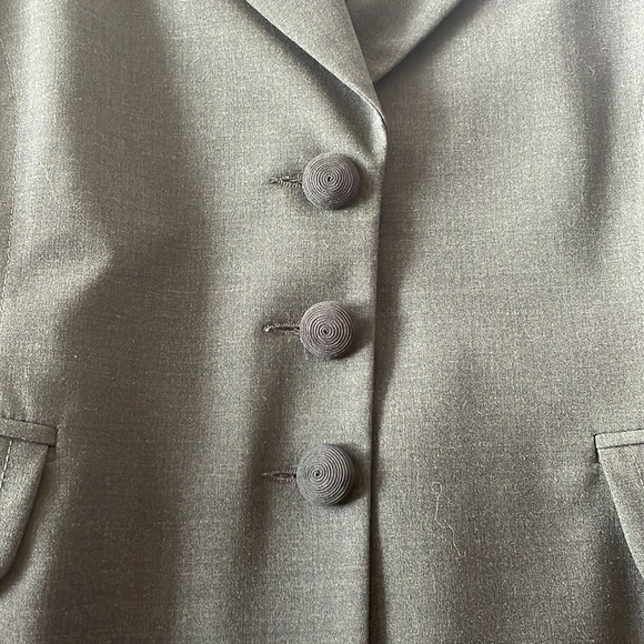 Blazer - Picture 5 of 6